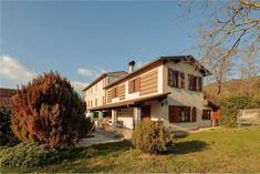 Дом на продажу в CAMAIORE (LU)